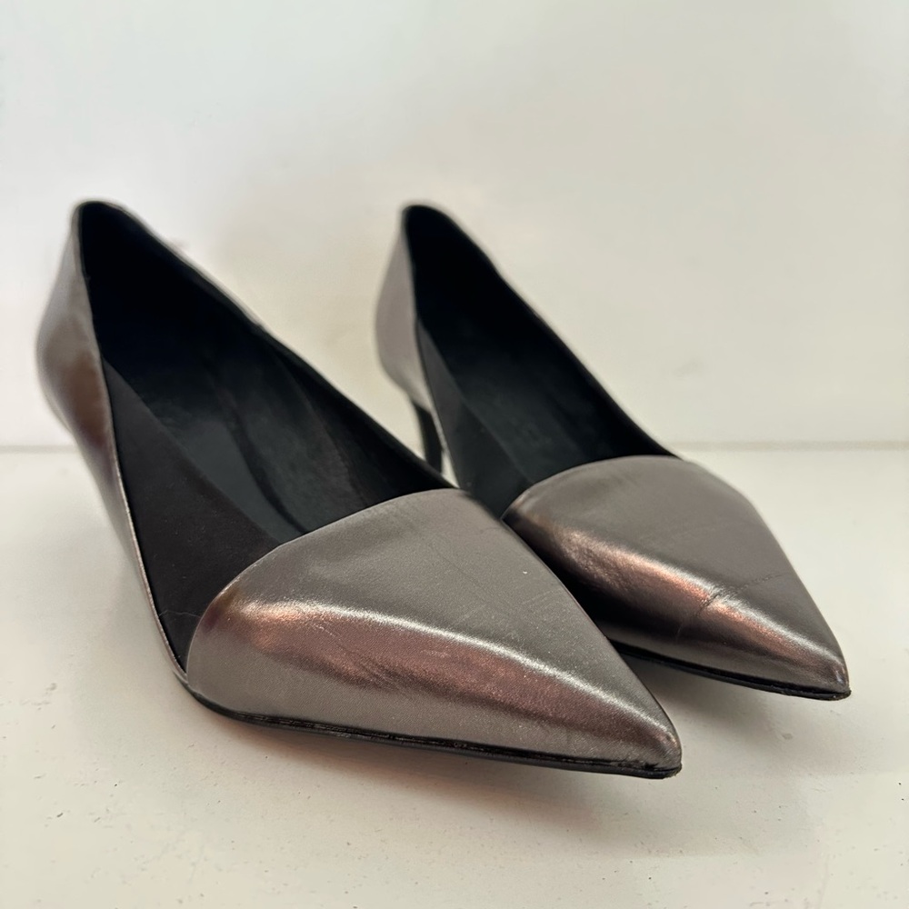 See By Chloe Silver Heels with Pointed Toe and Sleek Design